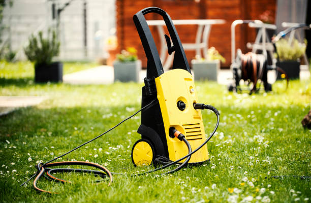 Best Playground Equipment Cleaning  in Maxwell, CA